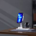 ESR HaloLock 3 In 1 Wireless Charger With CryoBoost 1500